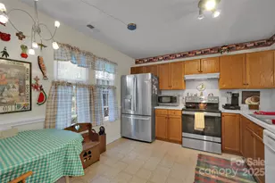 4227 Craven Hill Dr, Charlotte, NC 28216 - Photo 4