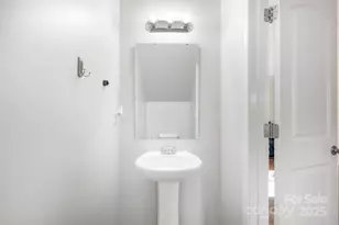 6602 Pennacook Dr, Charlotte, NC 28214 - Photo 6