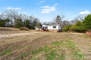 137 Cedar Grove Rd, Clover, SC 29710 - Photo 2