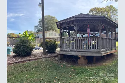 1954 Villa Drive, Newton, NC 28658 - Photo 26