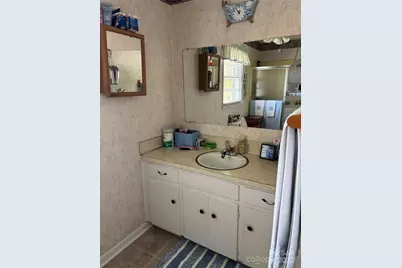 1954 Villa Drive, Newton, NC 28658 - Photo 10