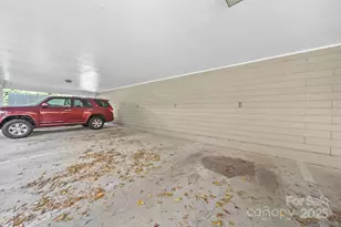 2315 Selwyn Ave, Charlotte, NC 28207 - Photo 30