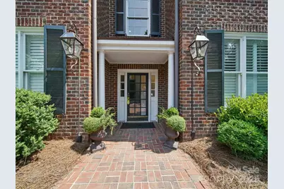 2315 Selwyn Avenue #H, Charlotte, NC 28207 - Photo 2