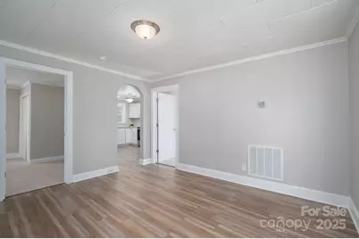 1811 Hemlock Avenue, Gastonia, NC 28054 - Photo 8