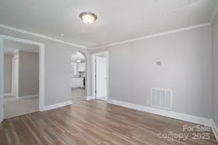 1811 Hemlock Ave, Gastonia, NC 28054 - Photo 8