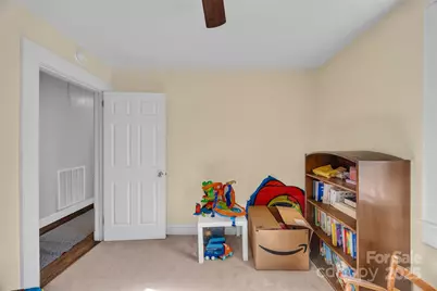 227 W 27th Street, Newton, NC 28658 - Photo 20