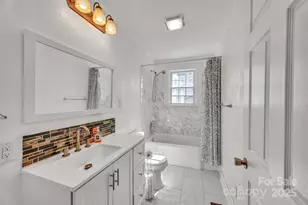 227 W 27th St, Newton, NC 28658 - Photo 22