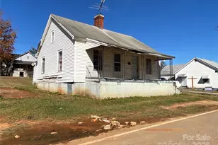 318 S 6th St, Lockhart, SC 29364 - Photo 2