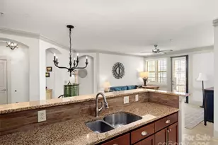 5 Farleigh St, Asheville, NC 28803 - Photo 10