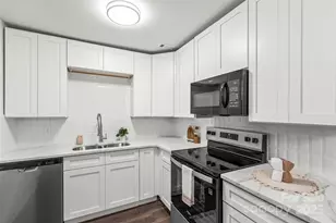 3824 Country Club Rd, Winston Salem, NC 27104 - Photo 1