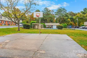 3824 Country Club Rd, Winston Salem, NC 27104 - Photo 10