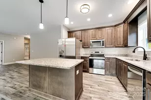 679 Firefly Rd, Whittier, NC 28789 - Photo 14