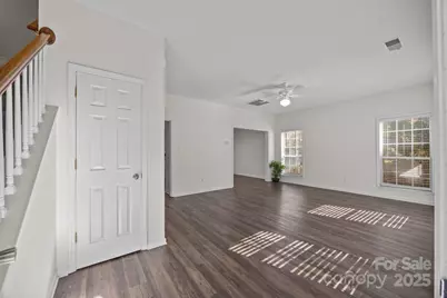 9201 Rotherham Lane, Charlotte, NC 28216 - Photo 6