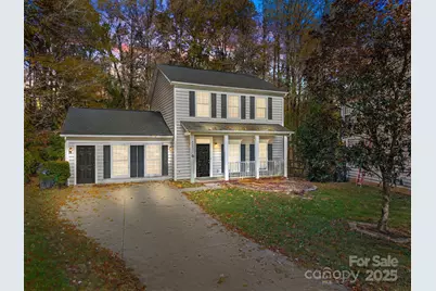 9201 Rotherham Lane, Charlotte, NC 28216 - Photo 2