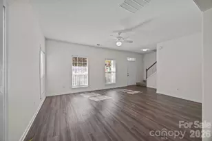 9201 Rotherham Ln, Charlotte, NC 28216 - Photo 22