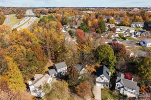 9201 Rotherham Ln, Charlotte, NC 28216 - Photo 38