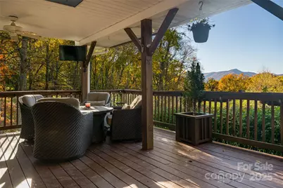 154 Presidential Drive, Waynesville, NC 28786 - Photo 2