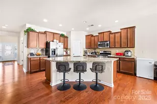 137 Chertsey Dr, Mooresville, NC 28115 - Photo 16