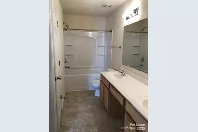 11138 Derryrush Drive, Charlotte, NC 28213 - Photo 4