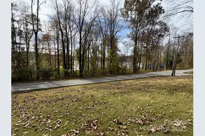 14 Lake View Drive N, Marion, NC 28752 - Photo 4