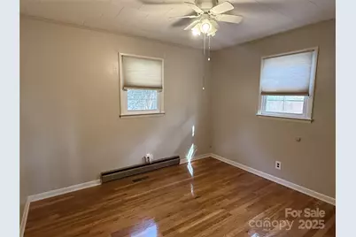 14 Lake View Drive N, Marion, NC 28752 - Photo 6