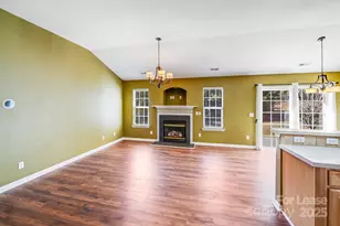 5911 Vista Verde Ct, Charlotte, NC 28273 - Photo 2