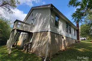 1004 Pine Mountain Rd, Hudson, NC 28638 - Photo 6