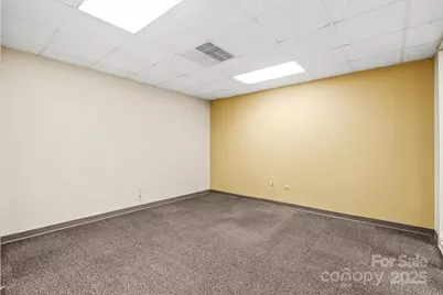 704 N Cannon Boulevard, Kannapolis, NC 28083 - Photo 18