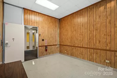 704 N Cannon Boulevard, Kannapolis, NC 28083 - Photo 24