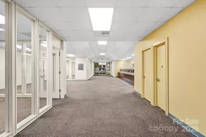 704 N Cannon Boulevard, Kannapolis, NC 28083 - Photo 4