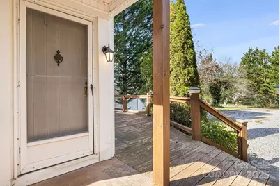 209 Governors View Road, Asheville, NC 28805 - Photo 4