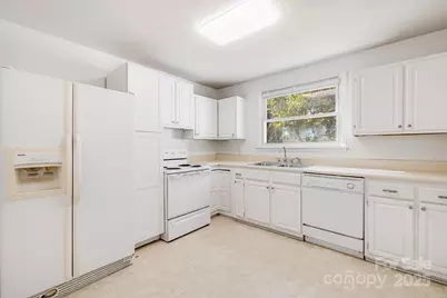 209 Governors View Road, Asheville, NC 28805 - Photo 8