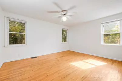 209 Governors View Road, Asheville, NC 28805 - Photo 12