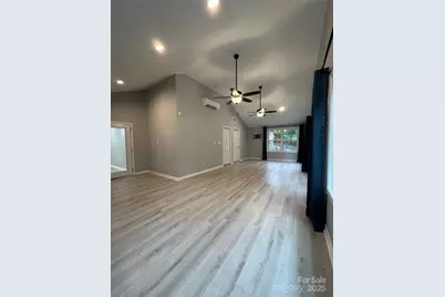 10517 Starwood Drive, Charlotte, NC 28215 - Photo 28