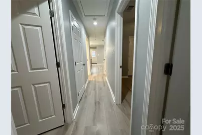 10517 Starwood Drive, Charlotte, NC 28215 - Photo 18