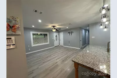 10517 Starwood Drive, Charlotte, NC 28215 - Photo 10