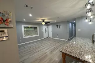 10517 Starwood Dr, Charlotte, NC 28215 - Photo 10