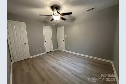 10517 Starwood Drive, Charlotte, NC 28215 - Photo 24