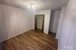 5601 Howard Gap Rd, Flat Rock, NC 28731 - Photo 14