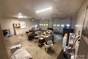 5601 Howard Gap Rd, Flat Rock, NC 28731 - Photo 6