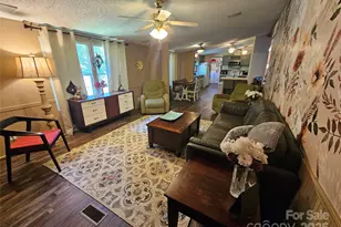 5062 Taylor Farm Rd, Lenoir, NC 28645 - Photo 14