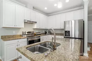 16605 Bastia St, Charlotte, NC 28277 - Photo 12