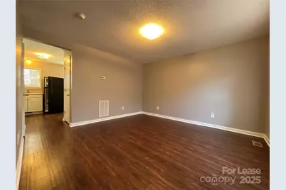 206 W 15th Street #2, Newton, NC 28658 - Photo 2