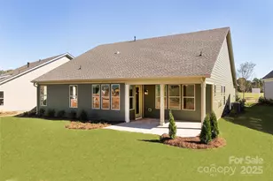 8945 Silver Springs Ct, Charlotte, NC 28215 - Photo 14