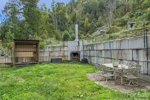 945 Roaring Fork Rd, Hot Springs, NC 28743 - Photo 30