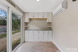 945 Roaring Fork Rd, Hot Springs, NC 28743 - Photo 32