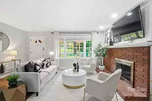 3027 Telford Pl, Charlotte, NC 28205 - Photo 4