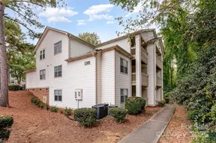 1021 Churchill Downs Ct, Charlotte, NC 28211 - Photo 1