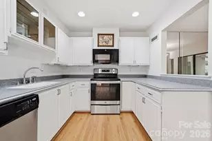 201 Riverview Terrace, Lake Wylie, SC 29710 - Photo 4