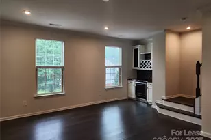 1229 Queen Lyon Ct, Charlotte, NC 28205 - Photo 8